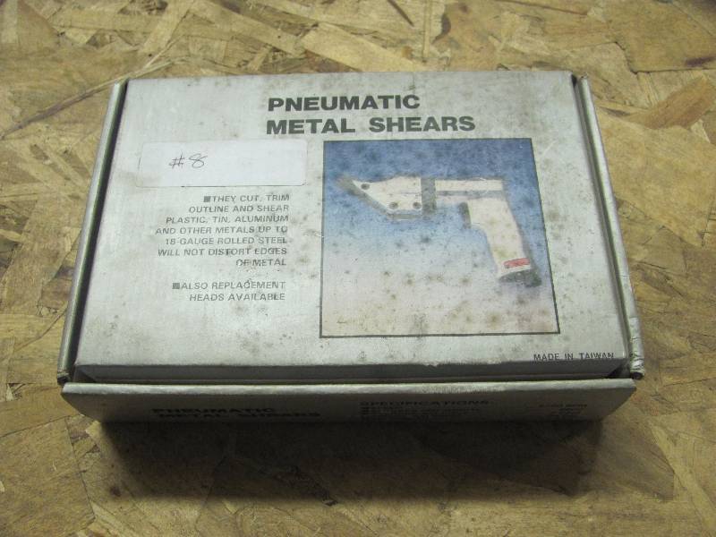 lot 8 image: Pneumatic Metal Shears