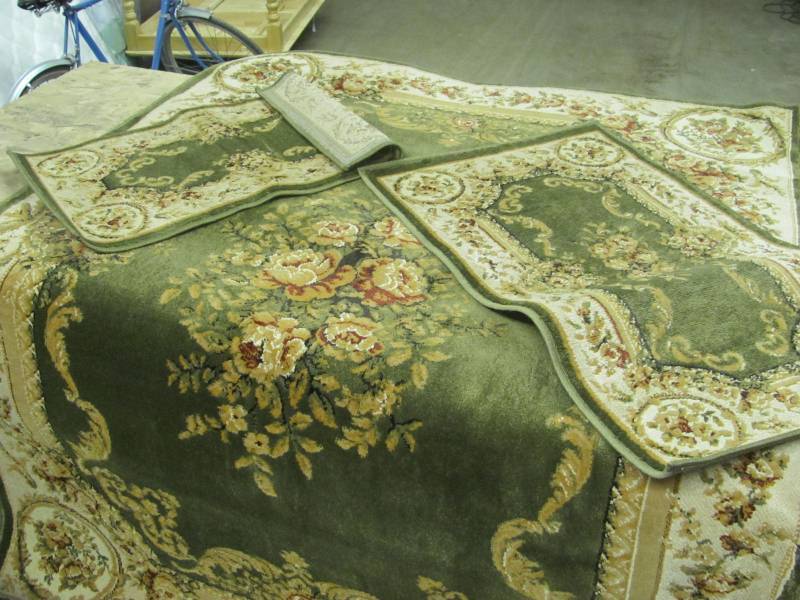 lot 106 image: Orian 3 Piece Sahara Area Rug Set