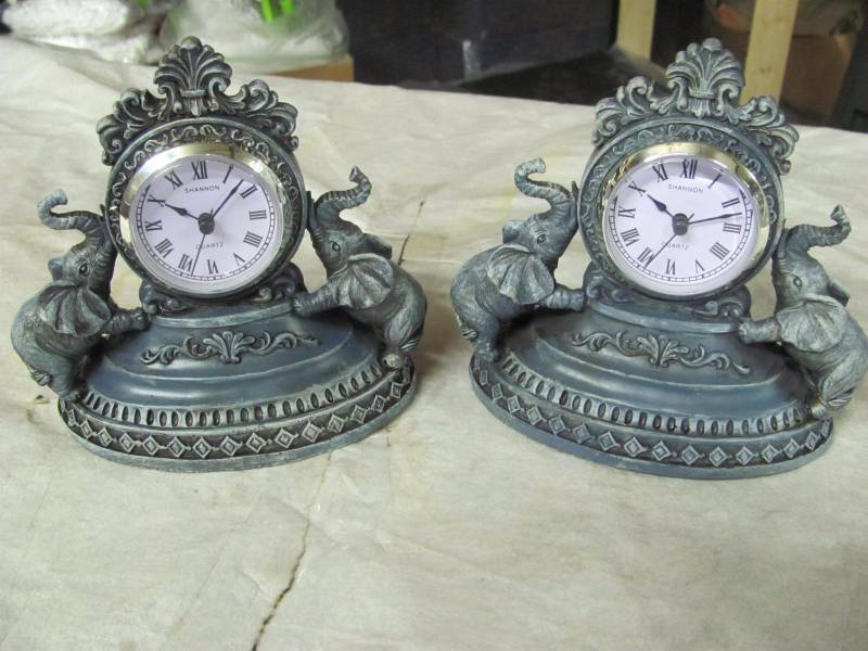 lot 178 image: Lot of 2 Brand New Regal Elephant Table Top Clocks