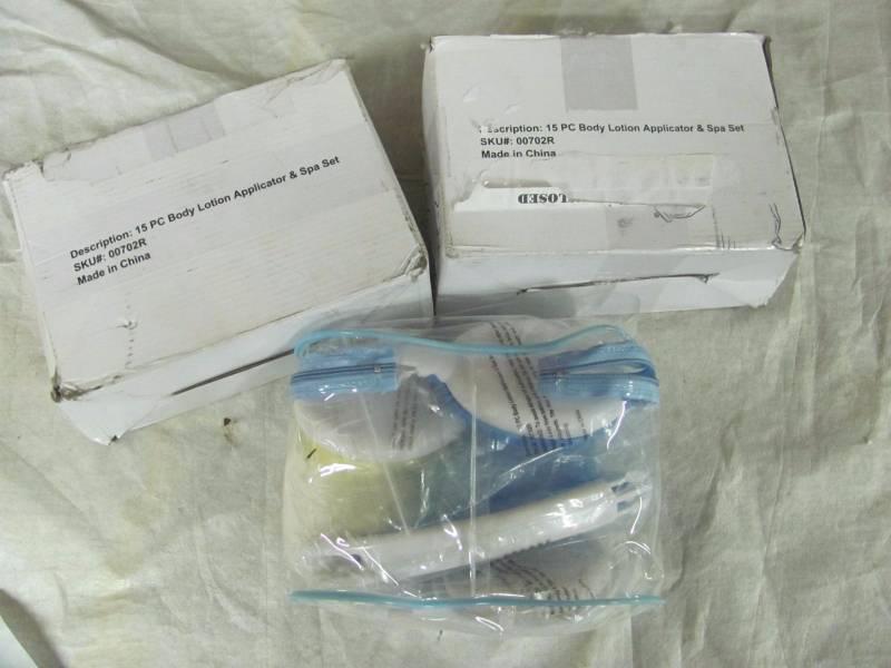 lot 194 image: Lot of Three Brand New 15 Piece Body Lotion Applicator & Spa Sets