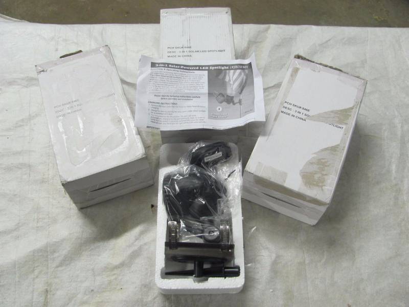 lot 246 image: Lot of Three Brand New 3 in 1 Solar LED Spotlights