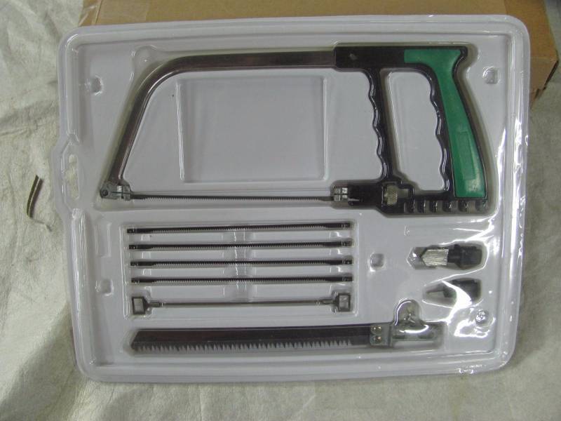 lot 300 image: Lot of 4 Brand New Multi Pupose Magic Saws