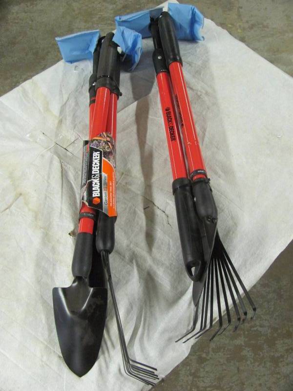 lot 303 image: Lot of 2 Sets Brand New Black & Decker Telescopic Garden Tools