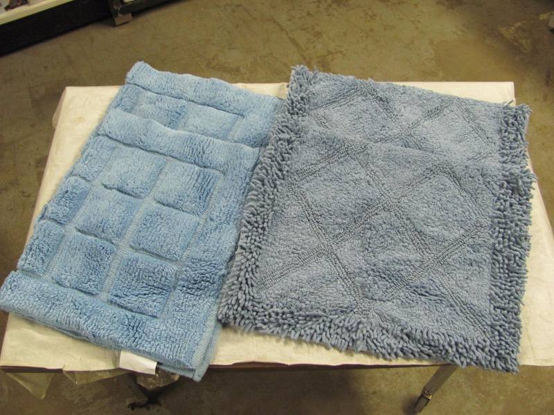 lot 337 image: Brand New Lot of 4 Gold Coast Plush & Shag Bath Rugs