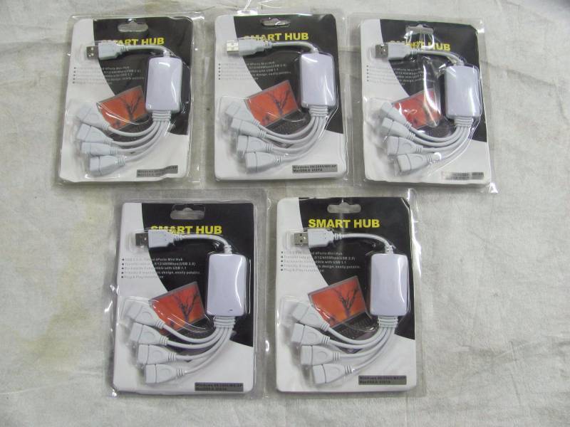 lot 342 image: Brand New Lot of 5 High Speed 4-Port USB 2.0 480Mbps Mini Smart Hubs