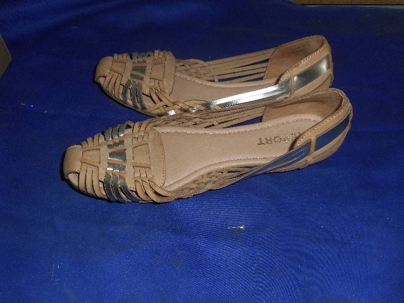 WOMENS LEATHER SHOES