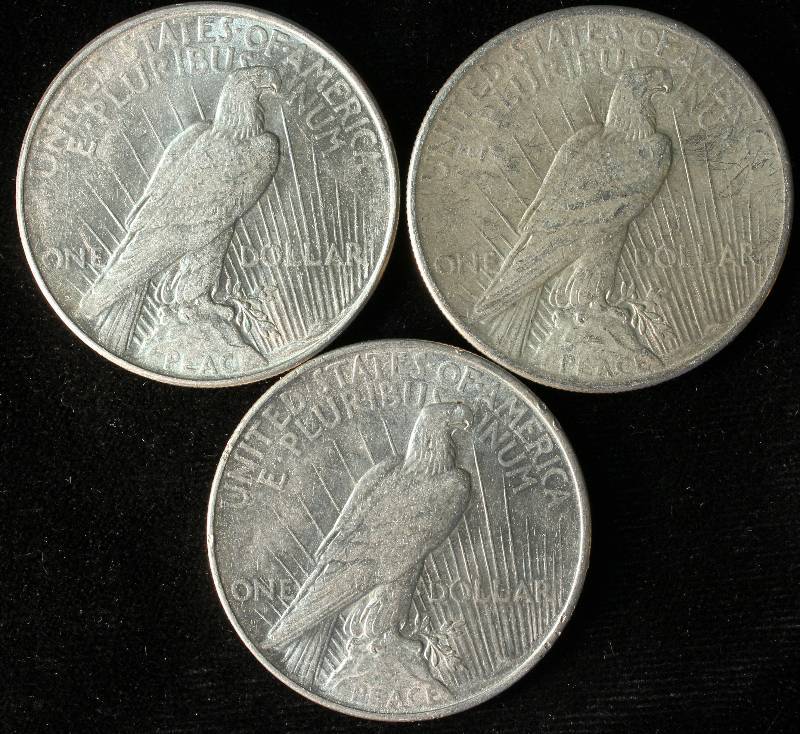 GROUP OF 3 PEACE SILVER DOLLARS IN VF-XF CONDITION