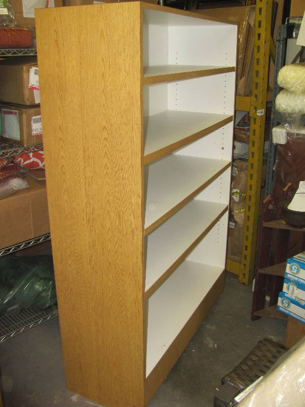 lot 38 image: Shelving Units