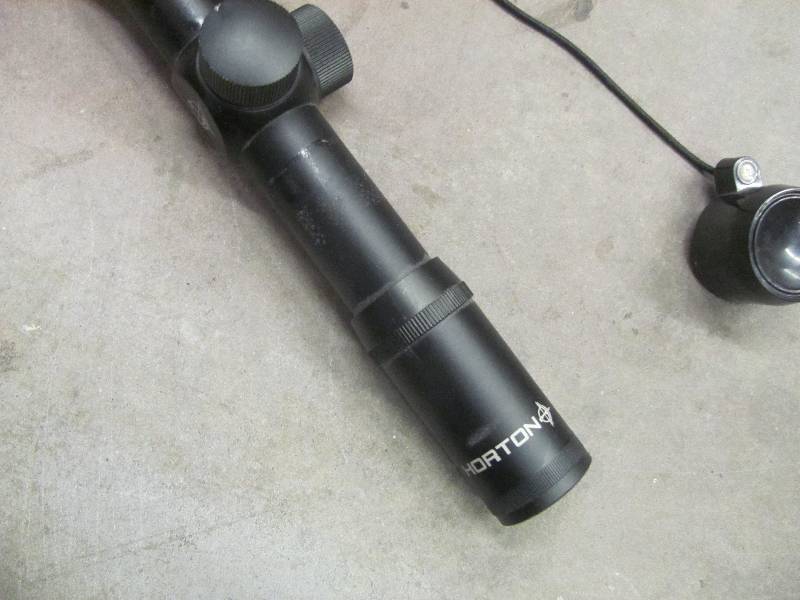 lot 45 image: Hunting Optics