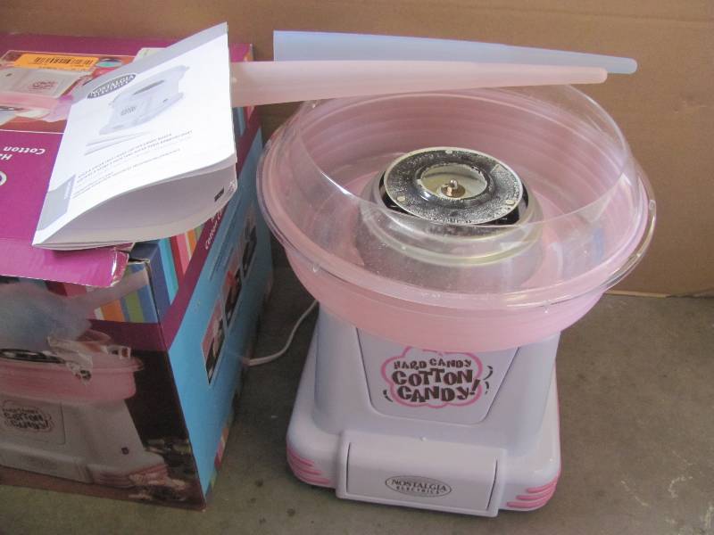 lot 67 image: Cotton Candy Machine