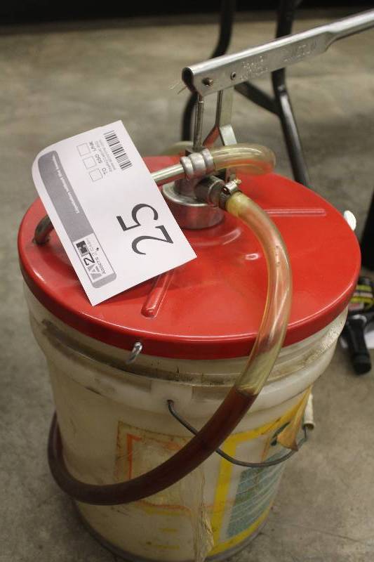 lot 25 image: 5-Gallon bucket fluid pump with hose