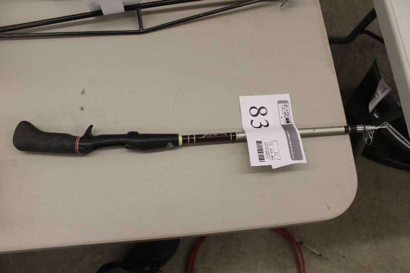lot 83 image: Retractable fishing rod