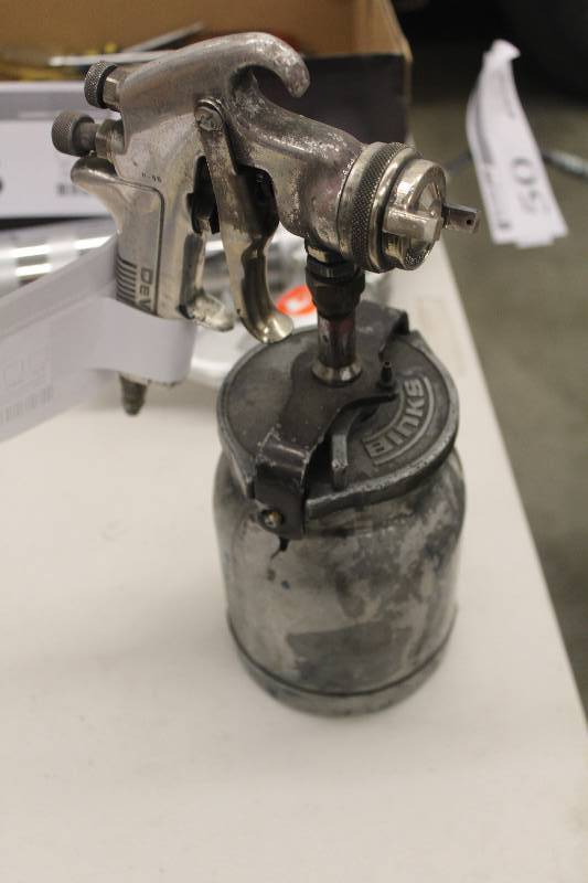 lot 51 image: Binks paint spray gun