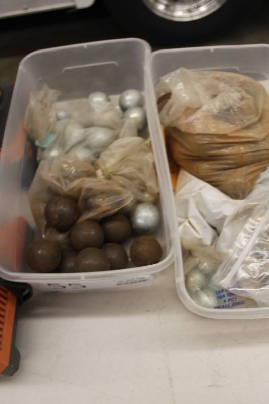 lot 55 image: Lot of steel balls
