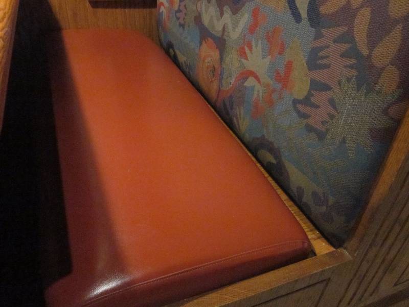 Two sided 4 ft booth bench