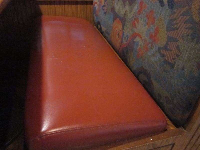 Two sided 4 ft booth bench