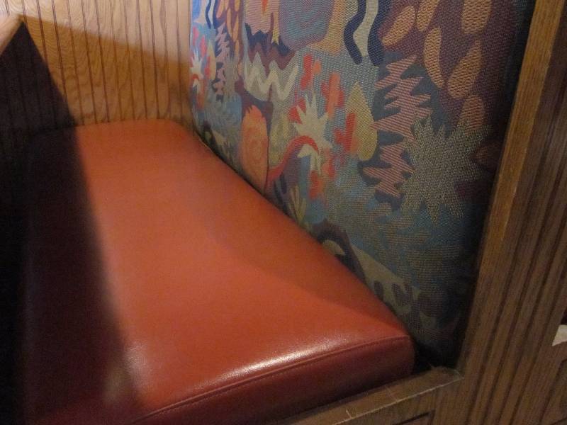 Two sided 4 ft booth bench