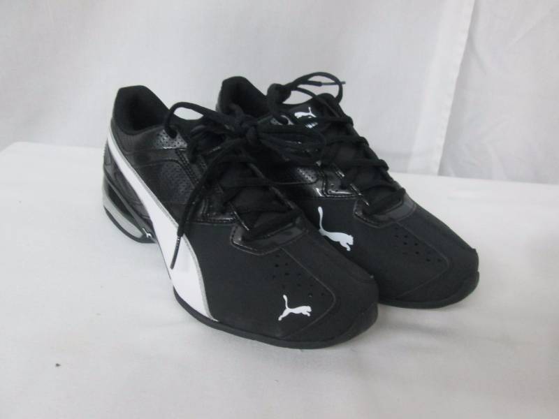 lot 53 image: Puma Kids Tazon 6 JR Running Shoe