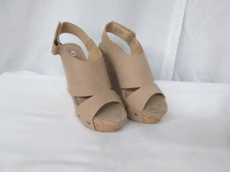 lot 60 image: CL by Laundry Womens Camden Wedge Sandal