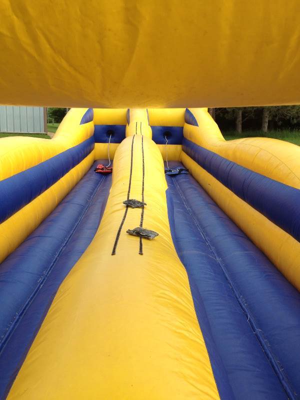 2 lane bunge run inflatable.