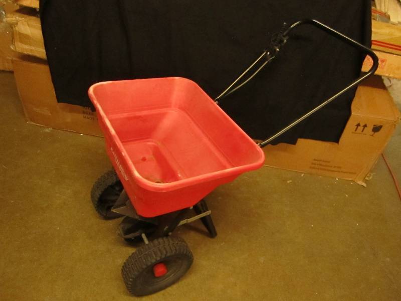 Earthway spreader...