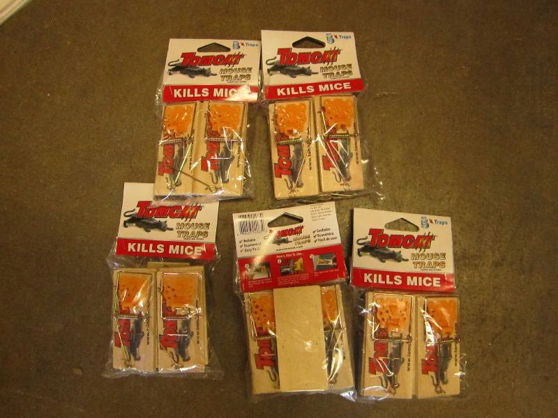 5 Tomcat mousetrap packages, each c...