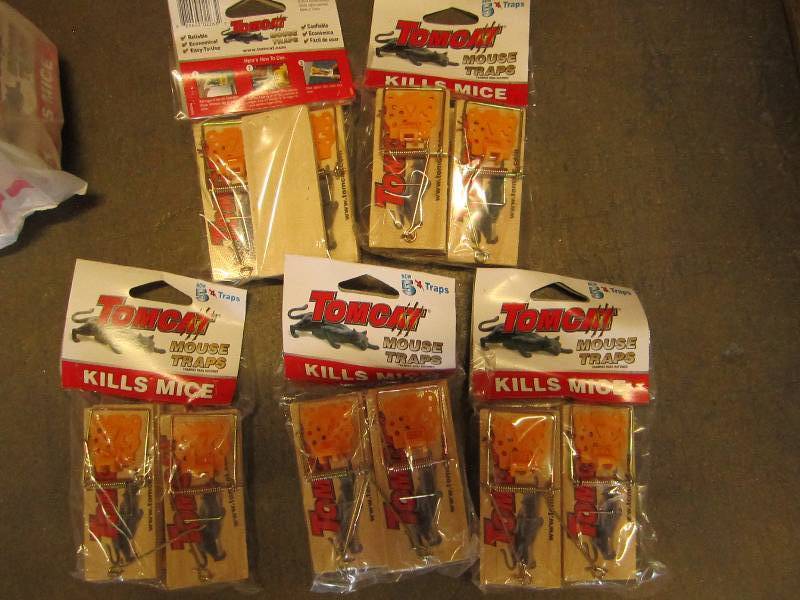 5 Tomcat mousetrap packages, each c...