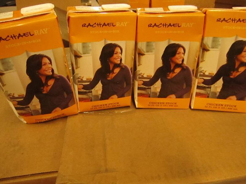 4 32 oz boxes Rachel Ray chicken st...