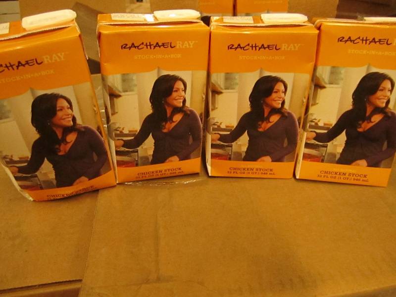 4 32 oz boxes Rachel Ray chicken st...