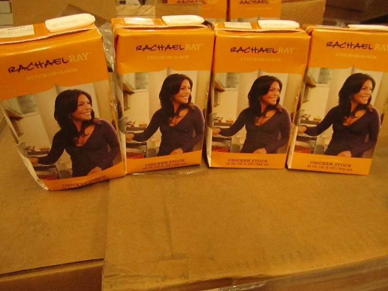 4 32 oz boxes Rachel Ray chicken st...