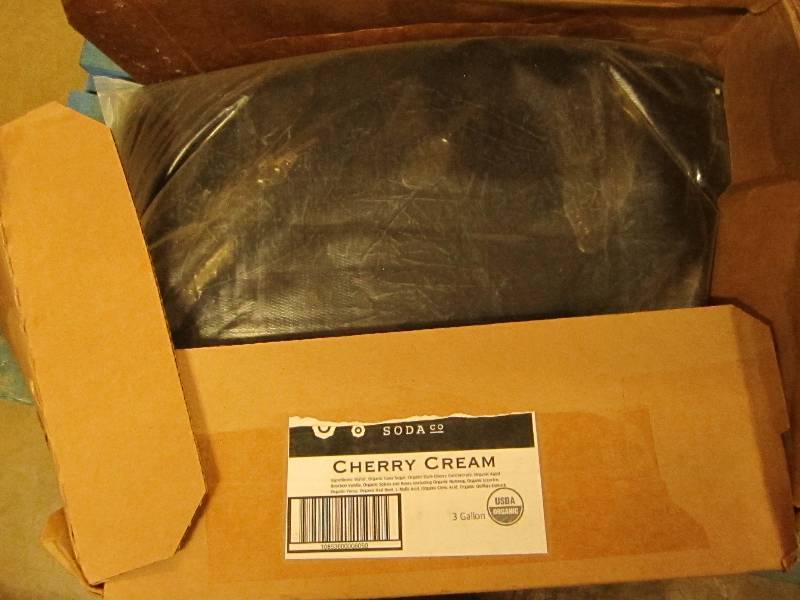 3 gallon bag of Tractor beverage co...