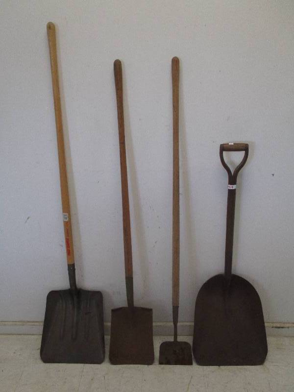 lot 49 image: Ice Chipper and Shovels