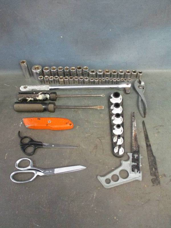 lot 21 image: Scissors, Sockets & More