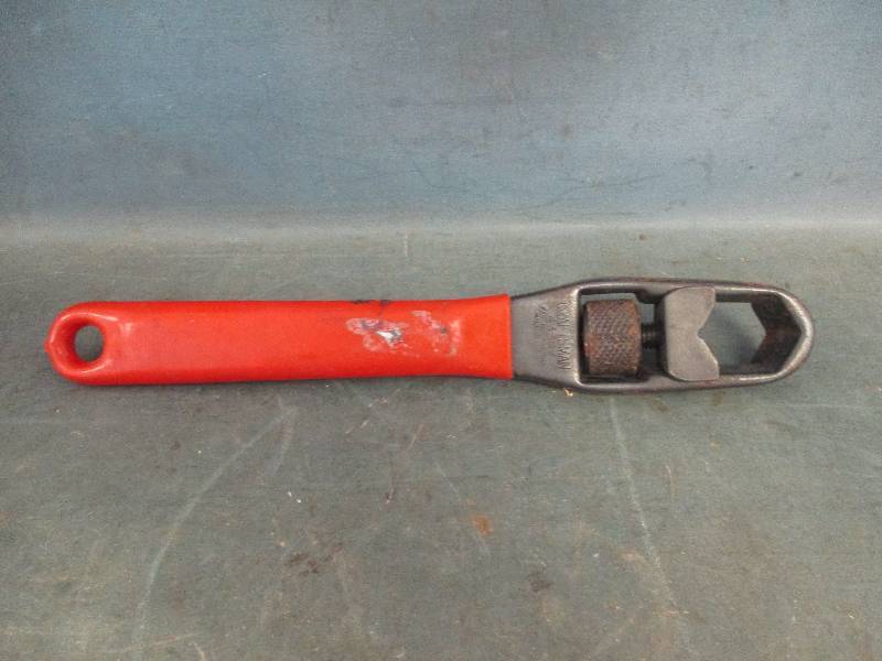 lot 27 image: Craftsman Adjustable Wrench