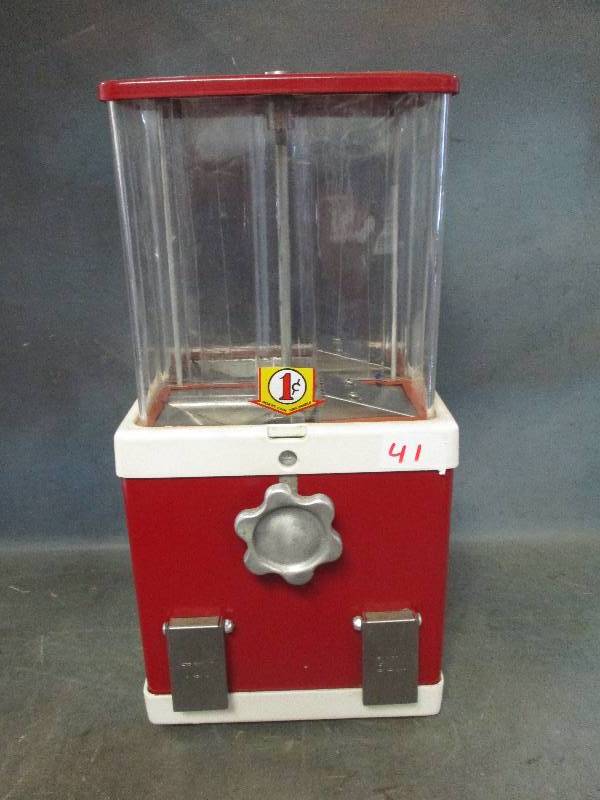 lot 41 image: Vintage Toy  Gumball Machine