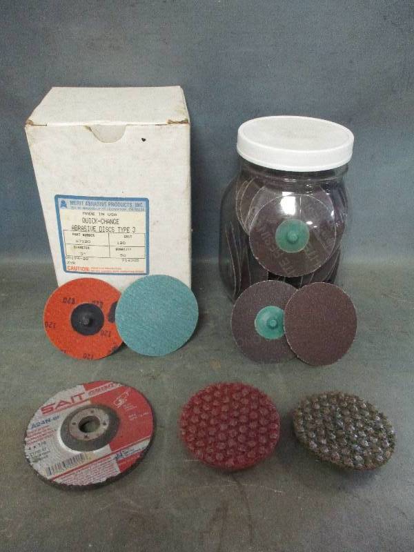 lot 42 image: Quick-Change Abrasive Discs