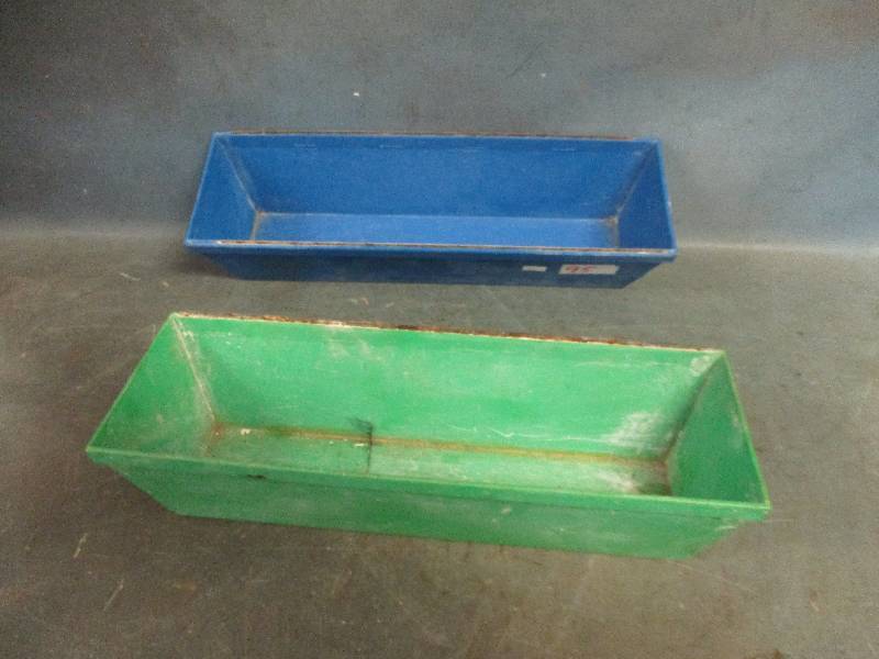 lot 95 image: Mud Pans
