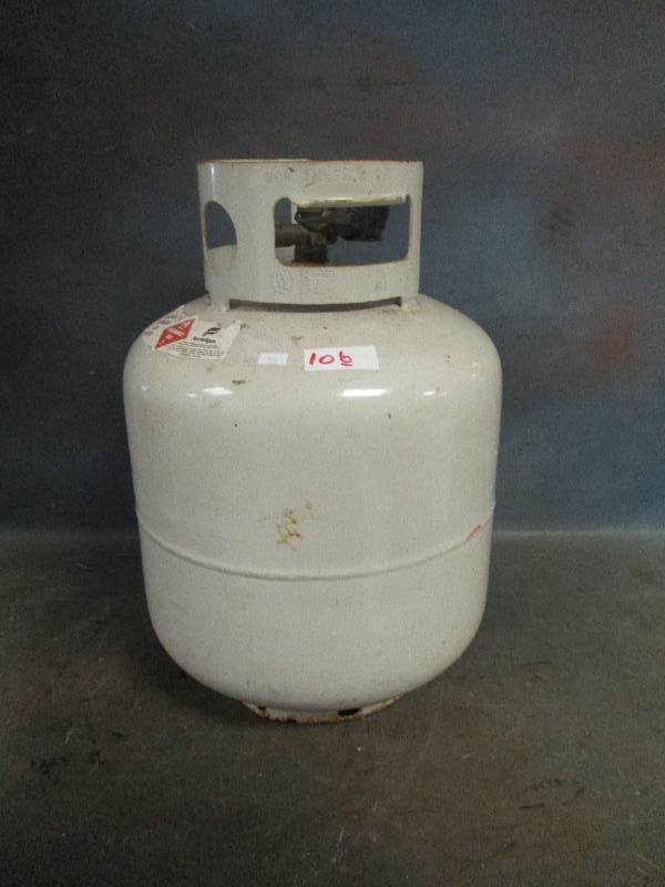 lot 106 image: Propane Tank