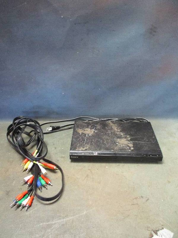 lot 131 image: SonyDVD Player