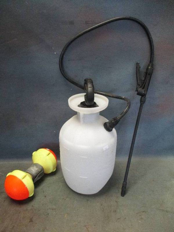 lot 143 image: Marker & Sprayer