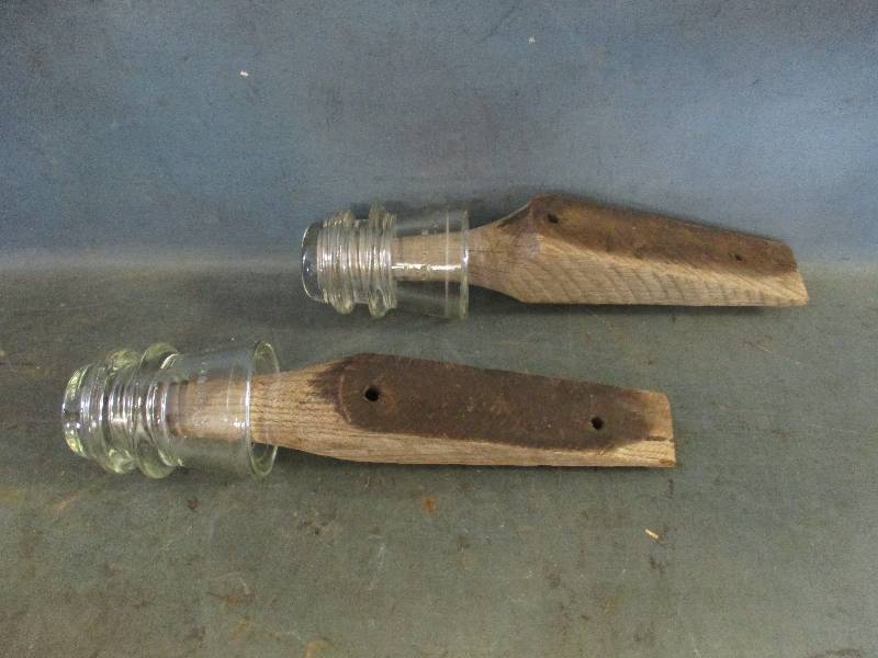 lot 162 image: 2 Clear Glass Insulators