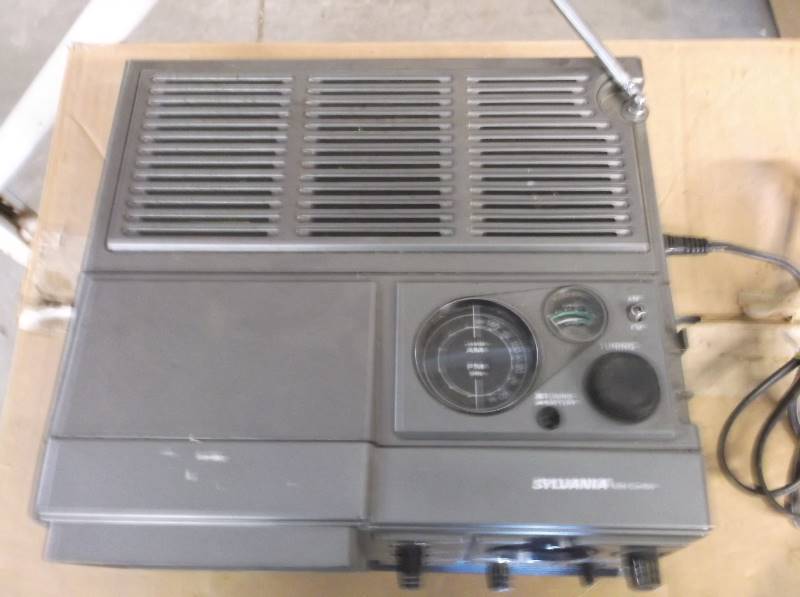 TV, AMFM Radio