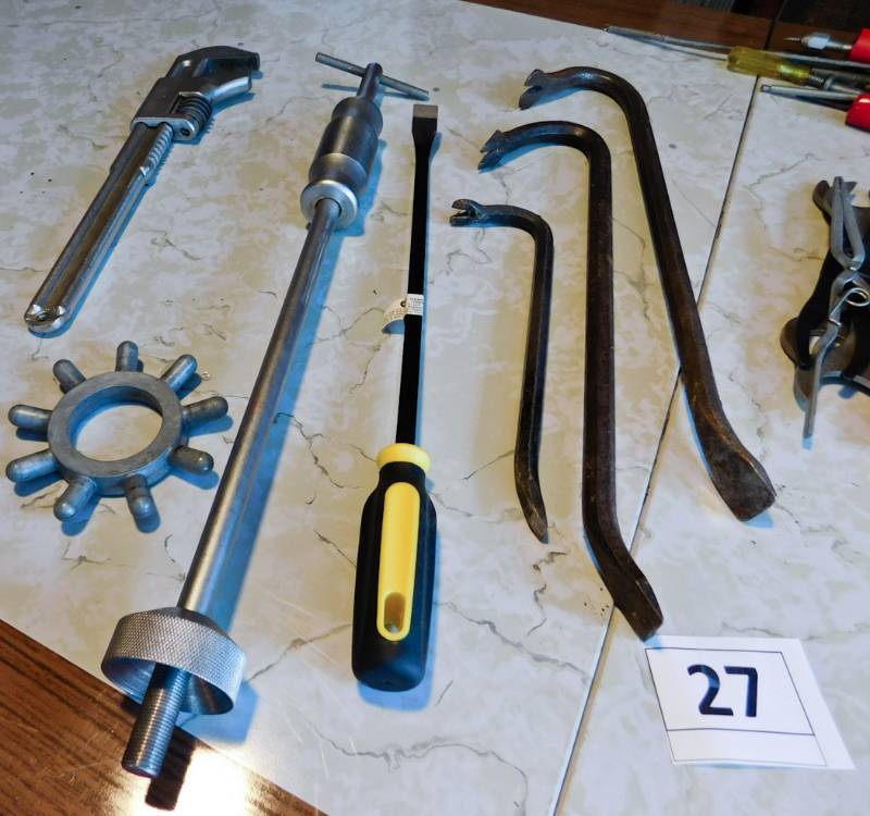 slide hammer, pry bars monkey wrench