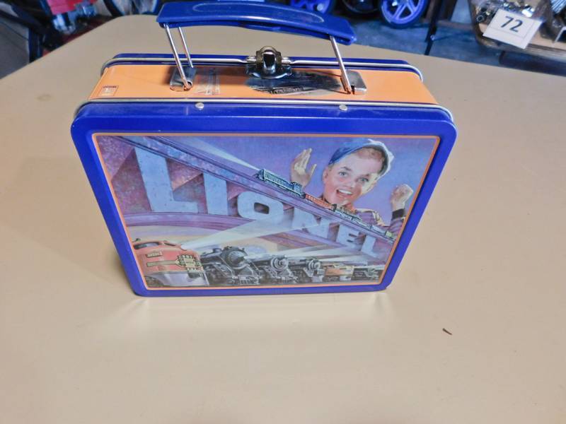 Lionel lunchbox