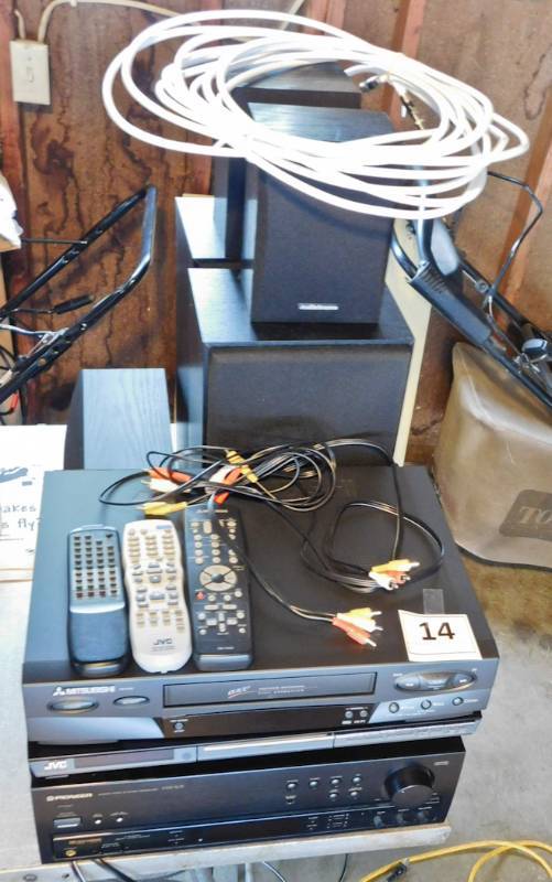 Electronics lot several working items