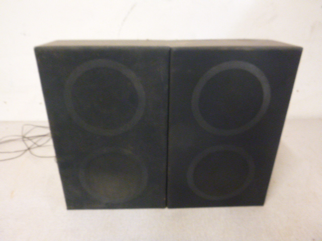 lot 13 image: 2 Grand Prix Speakers