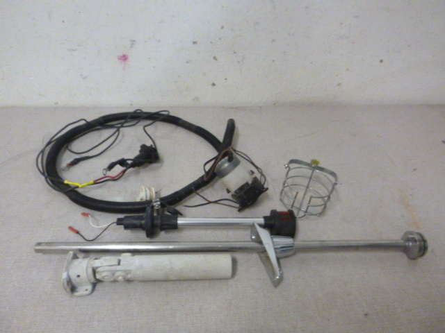 lot 18 image: Miscellaneous Boat Equipment