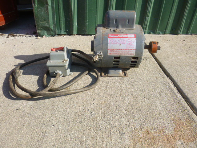 lot 39 image: Dayton Electric Motor
