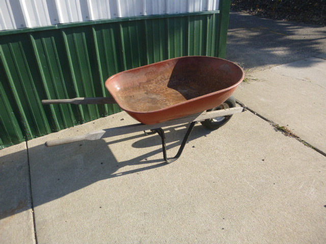 lot 40 image: Wheel Barrow