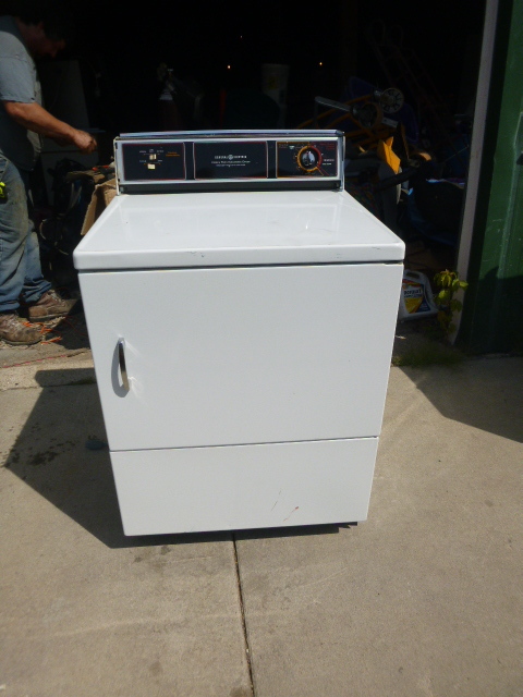 lot 47 image: GE Heavy Duty Automatic Dryer